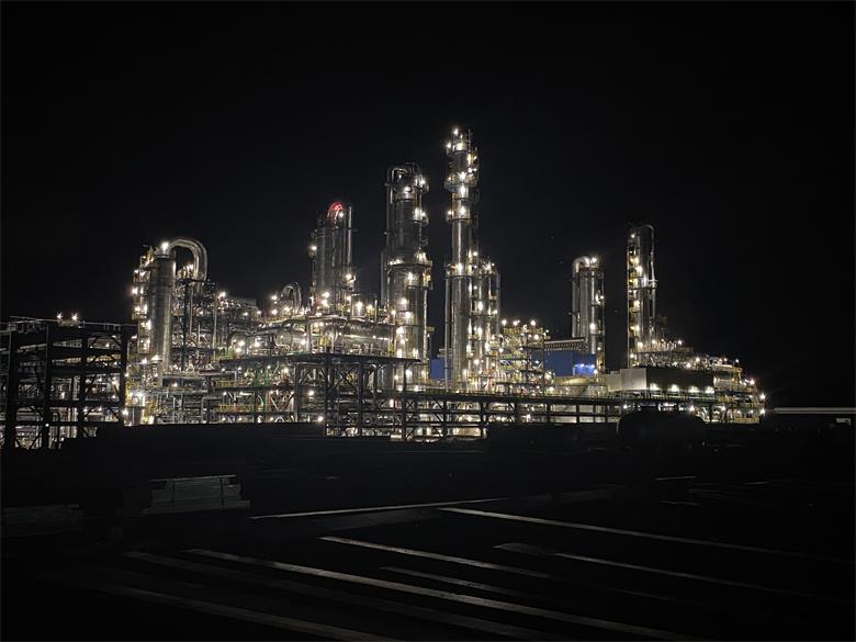 鼎湖鍋爐內(nèi)高溫高壓、熱水蒸汽 ,SWISA磁翻板液位計如何實現(xiàn)精準測量?